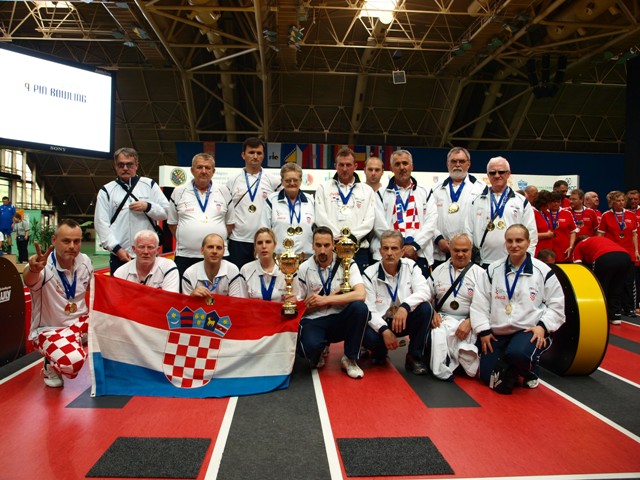 Hrvatske kuglačke reprezentacije slijepih osvoili naslov Svjetskih prvaka u Sarajevu